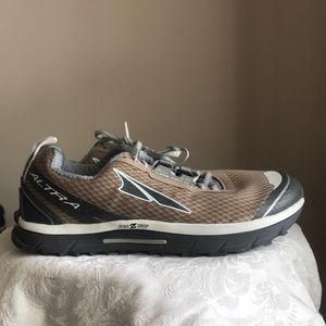 Altra Gaiter Trap running shoes